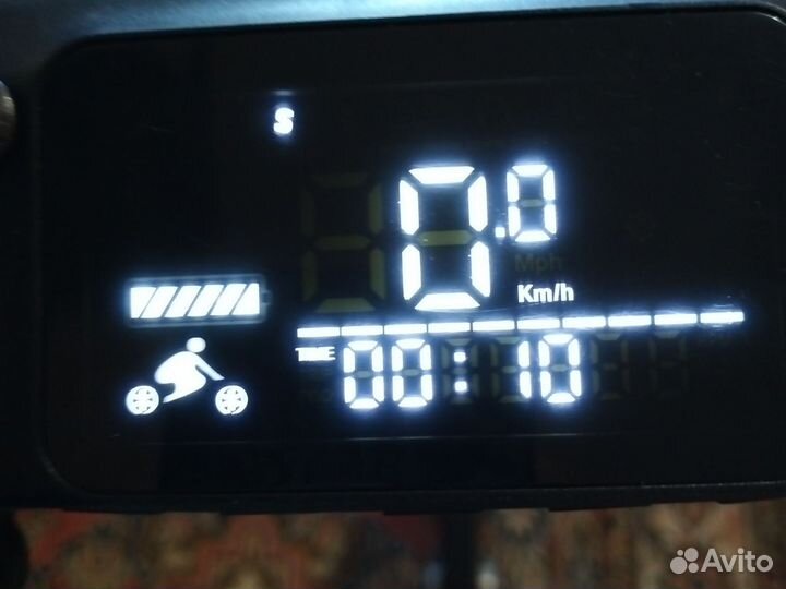 Самокат взрослый электрический бу