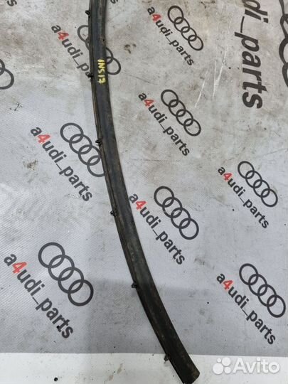 Уплотнитель (прочее) Volkswagen Golf R7 5G4837652