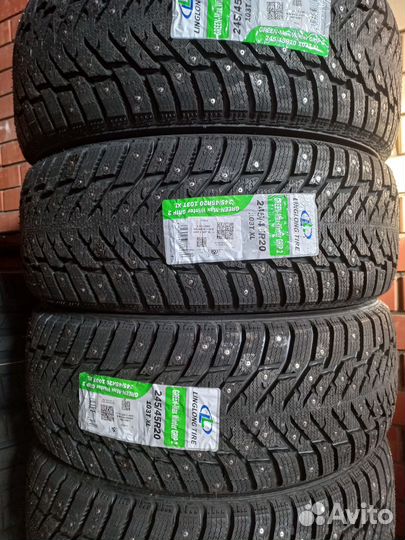LingLong GreenMax Winter Grip 2 245/45 R20