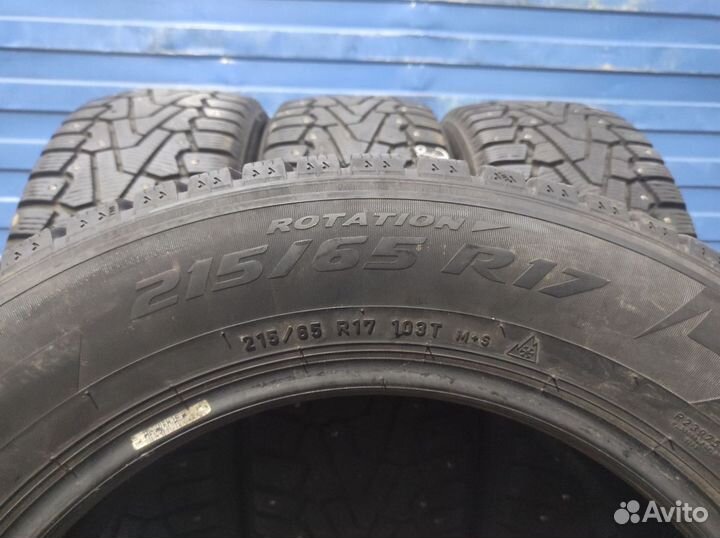 Pirelli Ice Zero SUV 215/65 R17 103T