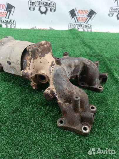Выпускной коллектор Nissan Primera P12 QG16DE 2003
