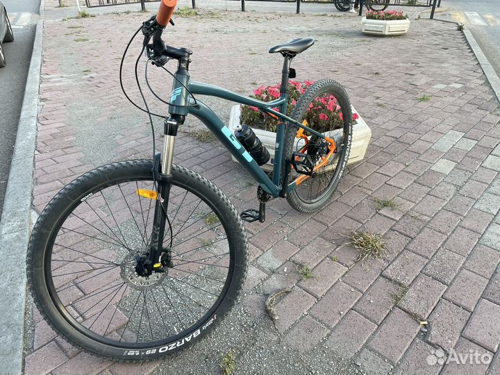 Велосипед GT Avalanche Elite 29 L