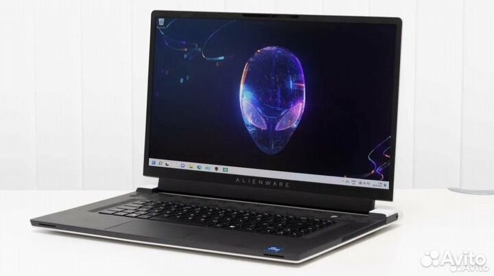 Dell Allienware i7-4700HQ 2.4GHz/16Gb/256SSD