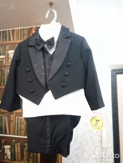 Новый костюм-фрак