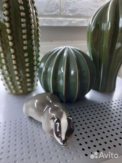 Статуэтка,крадущийся барсук,лфз