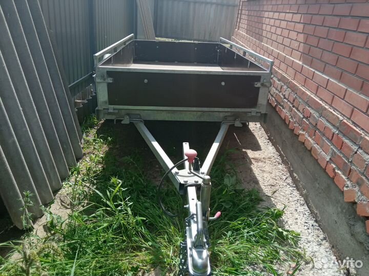 Прицеп легковой