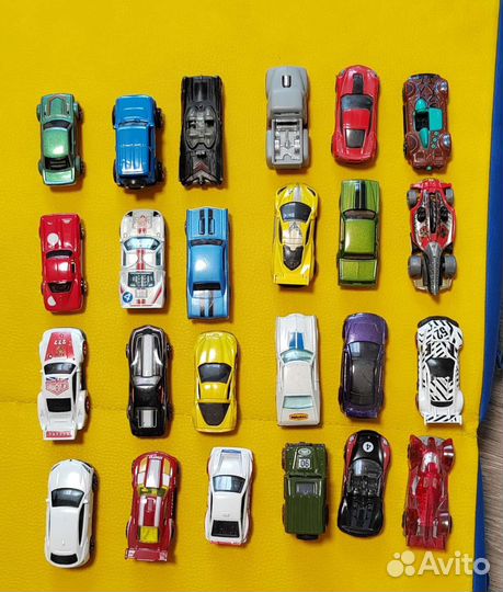 Машинки hotwheels
