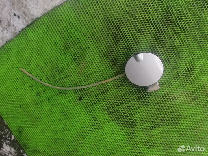 Лючок бензобака для Skoda Fabia 2007-2015