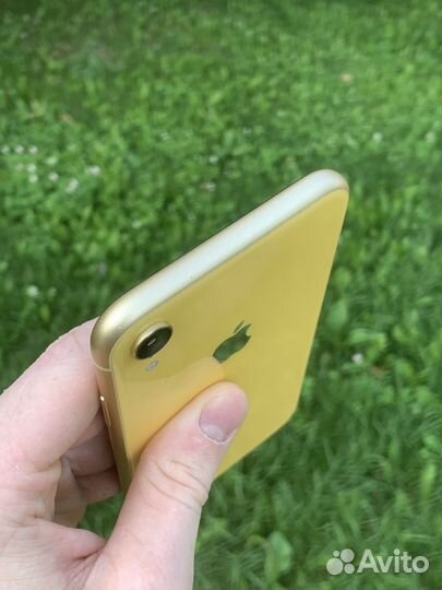 iPhone Xr, 64 ГБ