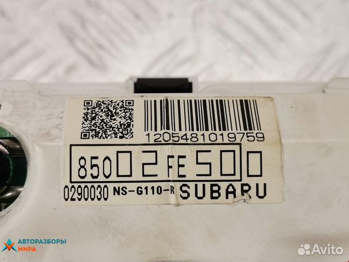 Щиток приборов (приборная панель) Subaru Impreza