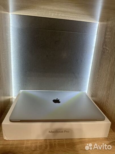 MacBook Pro 13 M2 2022 Silver 8/256Gb. 96 аккум