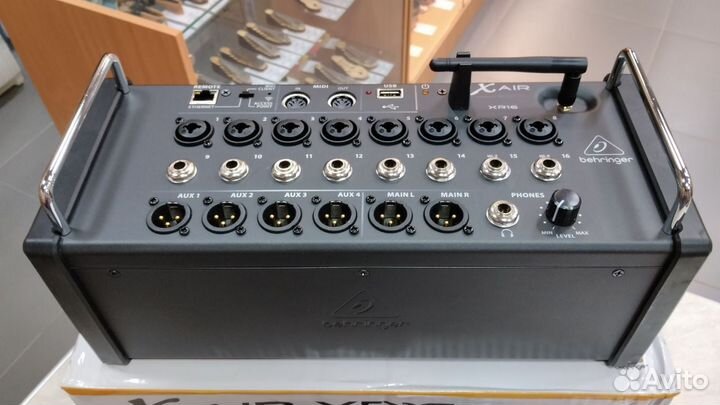 Behringer XR16 Цифровой Микшерный Пульт NEW