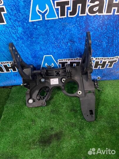 Педальный узел Opel Astra J универсал A16XER 2011