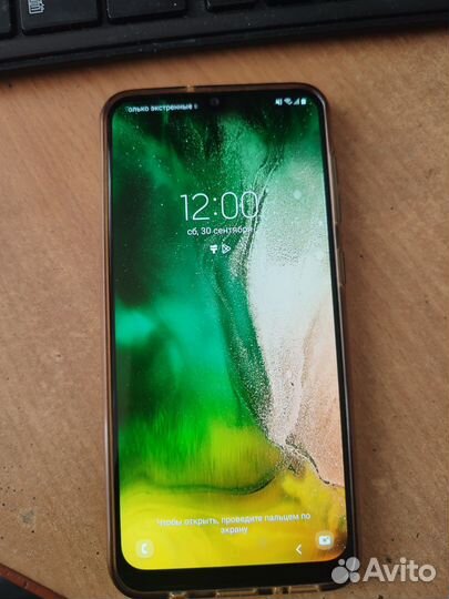 Samsung Galaxy A50, 4/64 ГБ