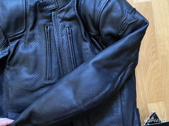 Кожаная мотокуртка Alpinestars NYC (46/S) новая