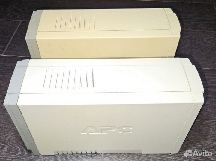 2 источника бесперебойного питания APC рабочие