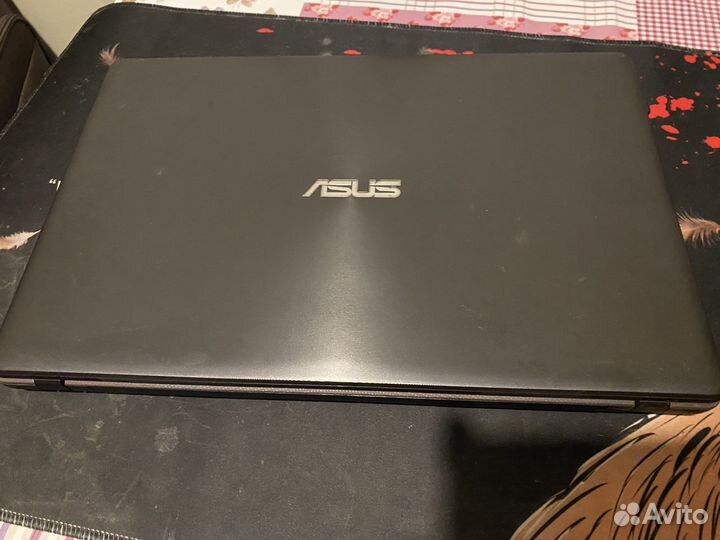 Ноутбук asus/GeForce 720m/4GB/SSD256