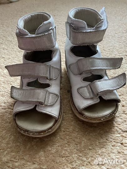 Босоножки для девочки