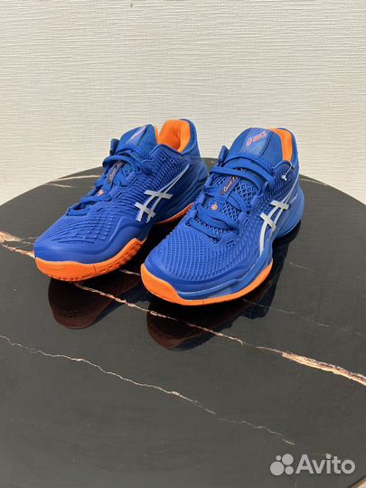 Теннисные кроссовки asics