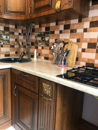 2-к. квартира, 43 м², 2/5 эт.