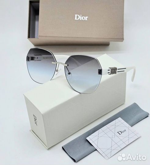 Солнцезащитные очки женские Dior