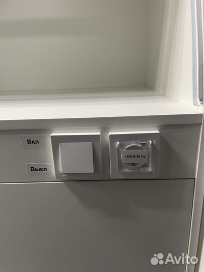 Шкаф вытяжной медицинский с ру