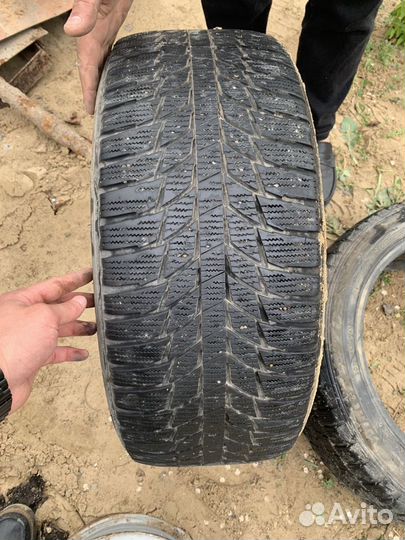 Goform W696 245/45 R18