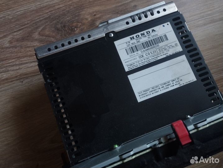 Магнитола Honda Insight ZE2 09-13 пр. руль