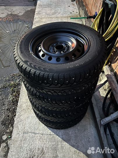 Nokian Tyres Nordman 5 SUV 215/65 R16 102T