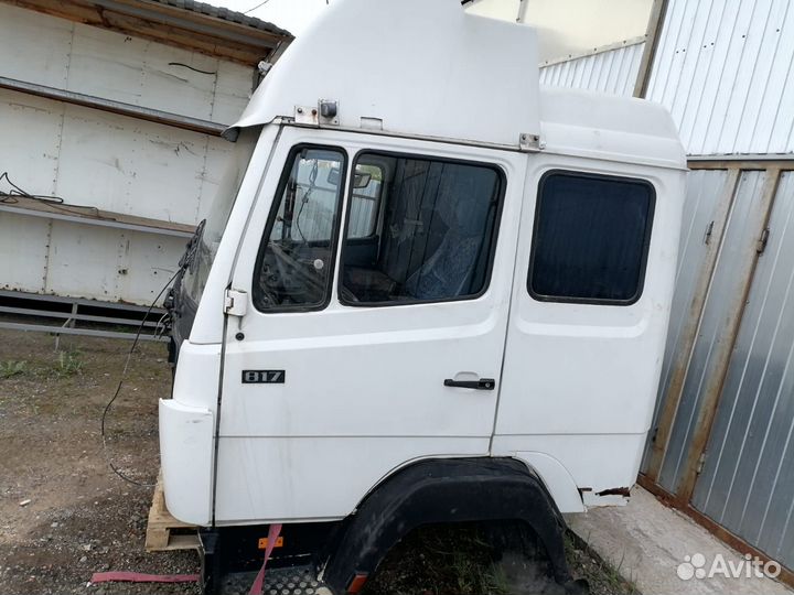 Кабина мерседес 814,817,1120,1320 со спалкой