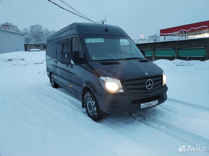 Катафалк Mercedes-Benz 15 мест