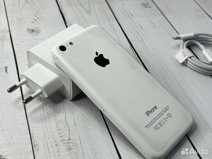 iPhone 5C, 16 ГБ