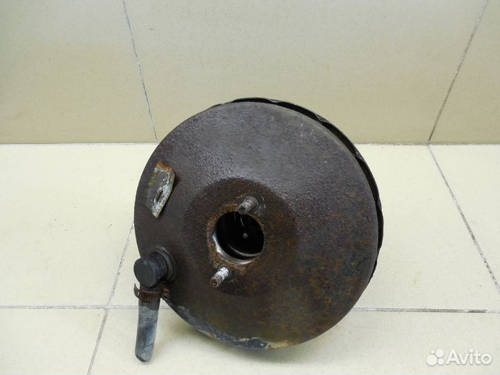 Усилитель тормозов вакуумный R19 1992-1996