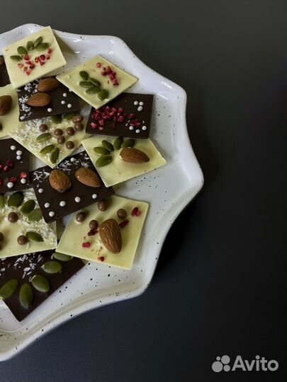 Сладкий подарок шоколад