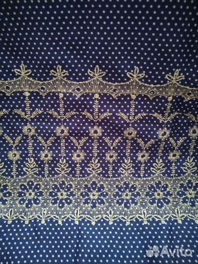 Отрез ткани с вышивкой 5м