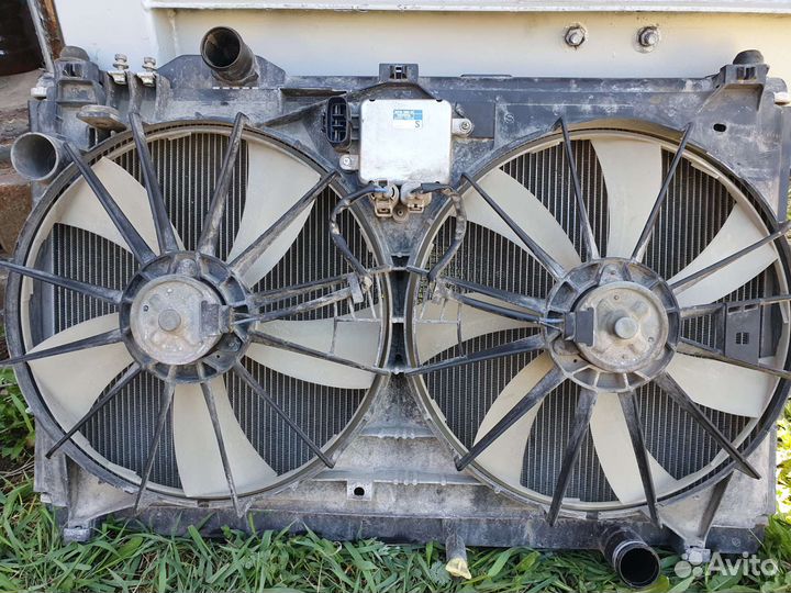 Радиатор охлаждения lexus gs300