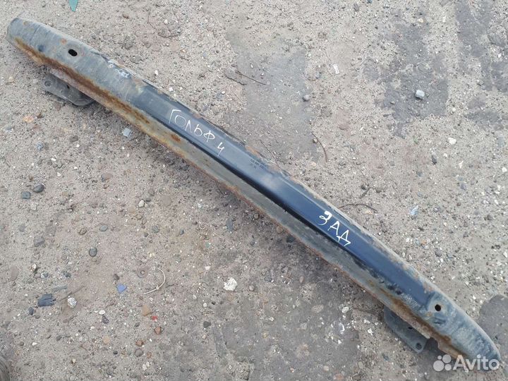 Усилитель заднего бампера фольксваген гольф 4