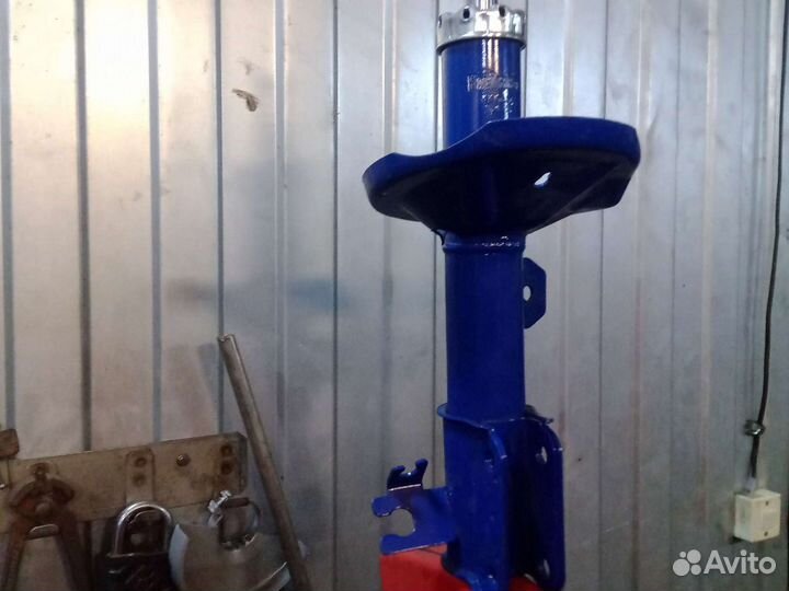 Шевроле Лачетти. Стойка передняя левая