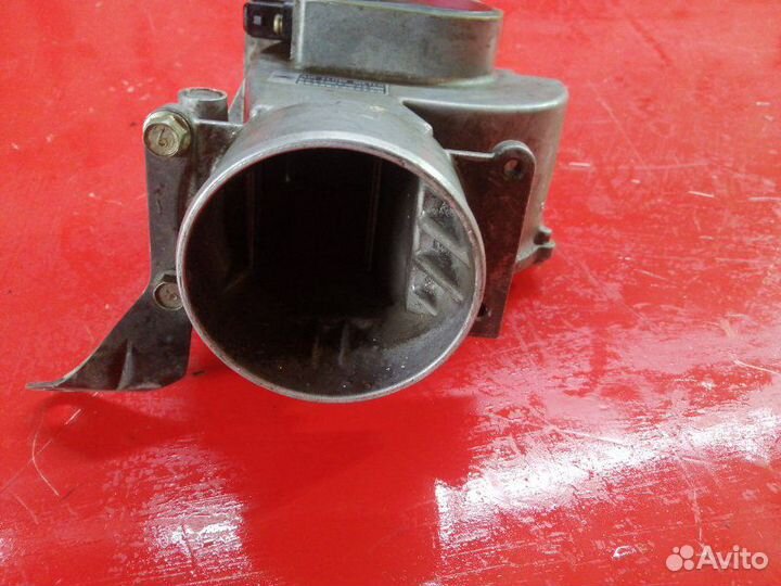 Датчик расхода воздуха Mazda 626 1991