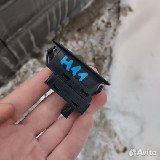 Кнопка стеклоподъемника BMW E90 E91 E92 E93