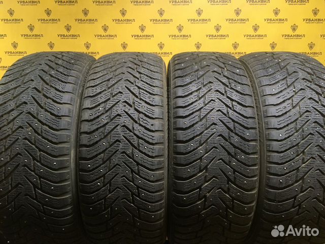 Nokian Tyres Hakkapeliitta 8 SUV 235/55 R18 104T