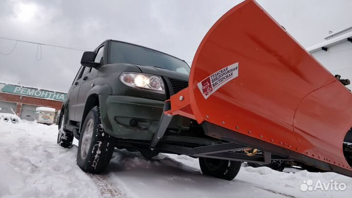 Отвал снегоуборочный на УАЗ Патриот