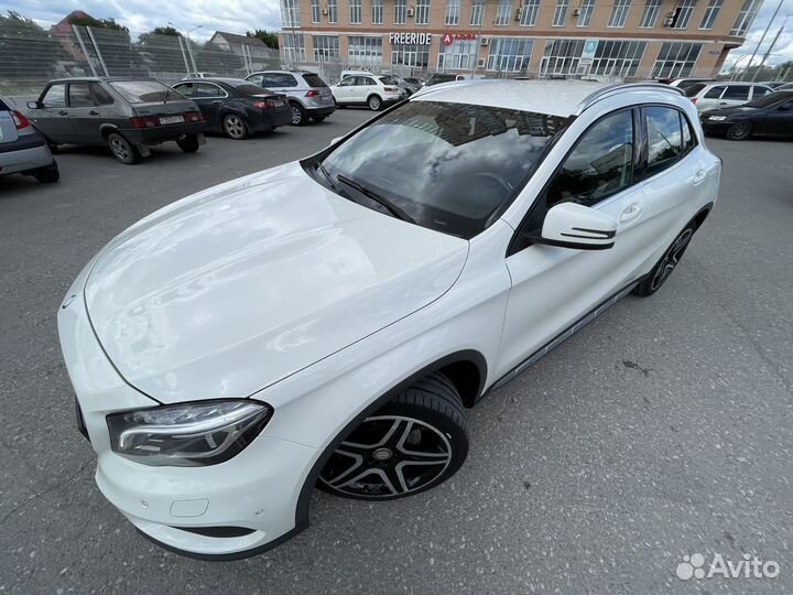 Mercedes-Benz GLA-класс 2.0 AMT, 2015, 90 000 км