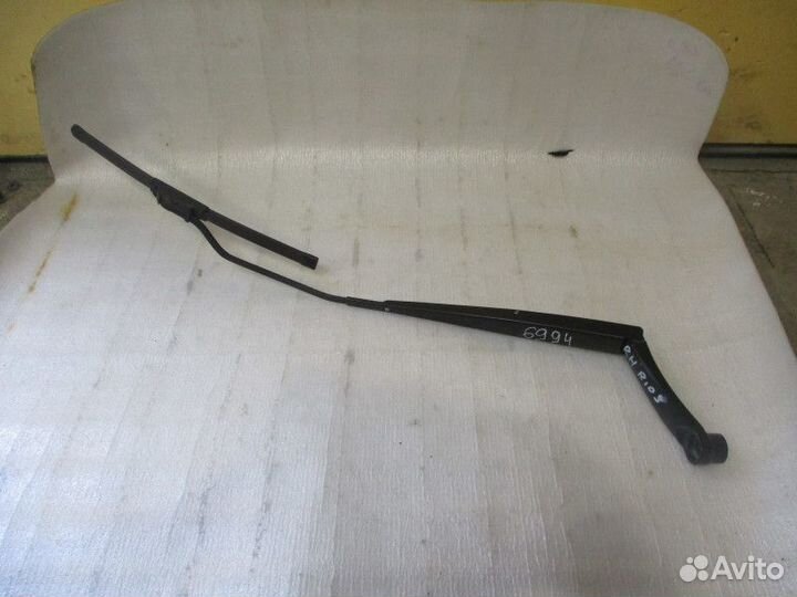 Поводок дворника правый Kia Rio 3 (UB\QB)