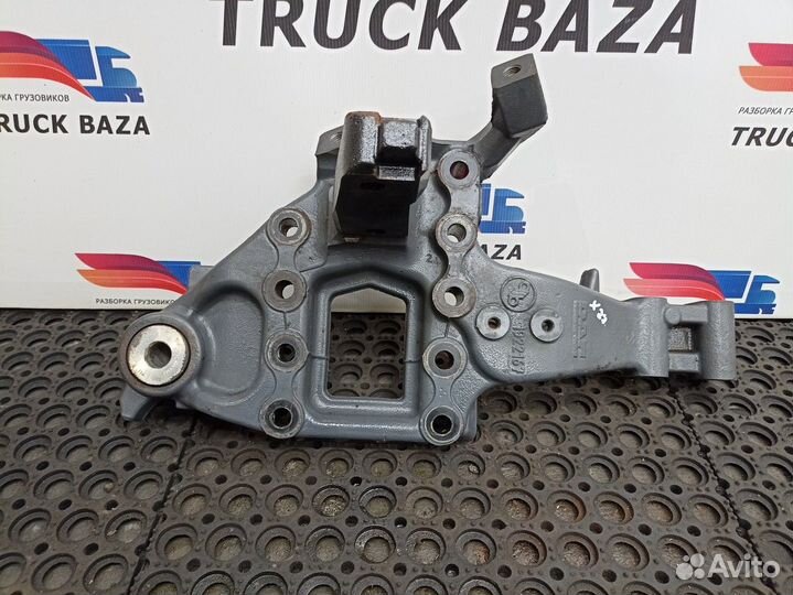 Кронштейн торсиона кабины левый Daf XF106