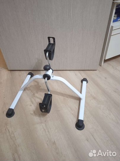 Тренажер для ног