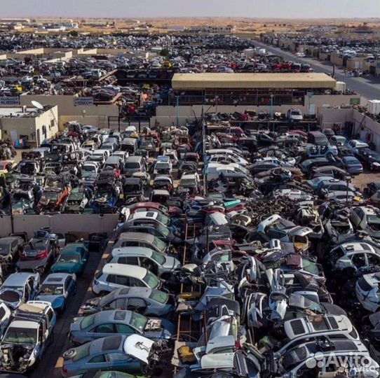 Разбор запчасти на Porsche Mercedes Benz В разборе