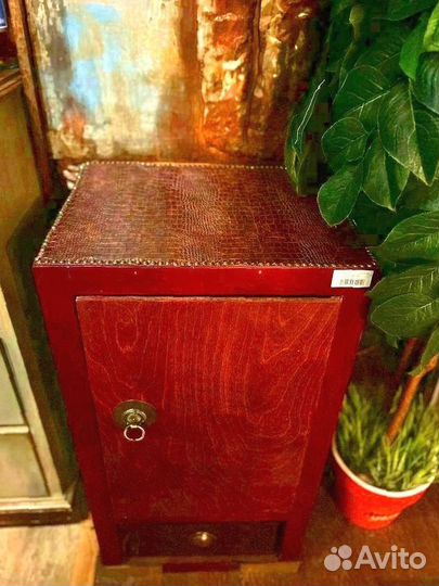 Тумба стилизованная