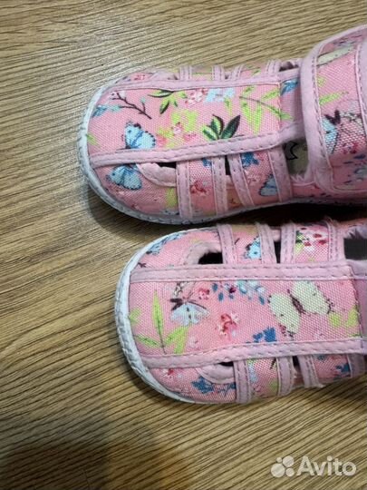 Обувь для девочки