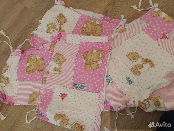 Бортики в кроватку